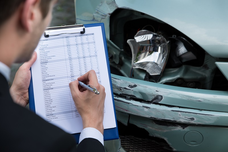 You are currently viewing Injury Claims: What You Should Know Before Talking With A Claims Adjuster